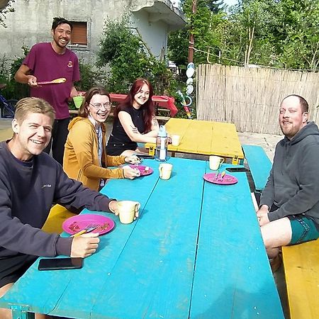 Pinegroove Hostel Vlora Esterno foto