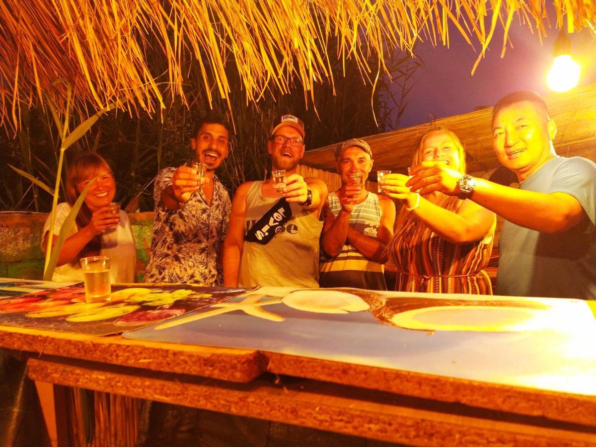 Pinegroove Hostel Vlora Esterno foto