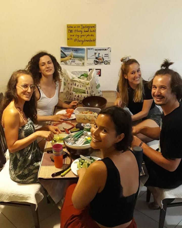 Pinegroove Hostel Vlora Esterno foto