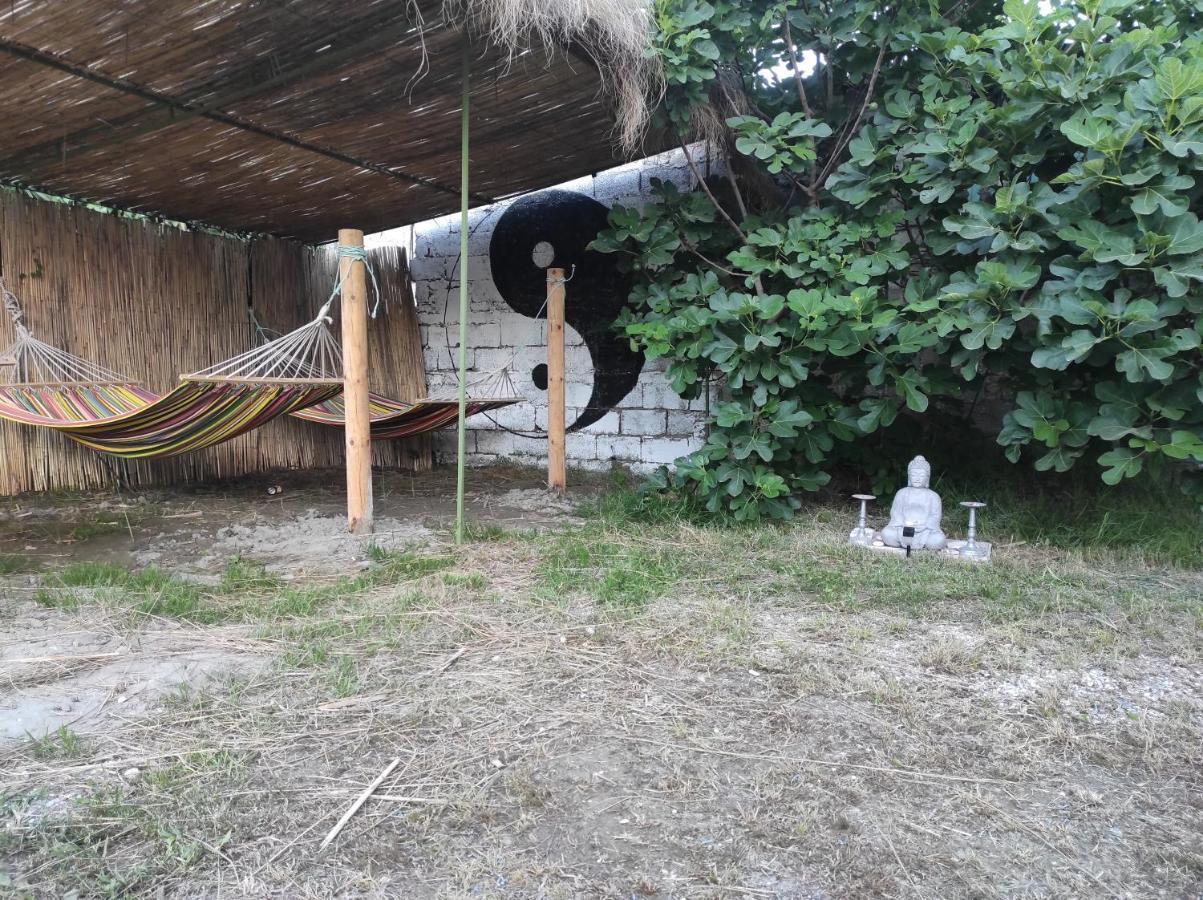 Pinegroove Hostel Vlora Esterno foto
