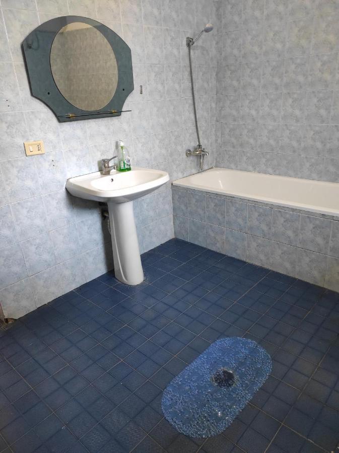 Pinegroove Hostel Vlora Esterno foto