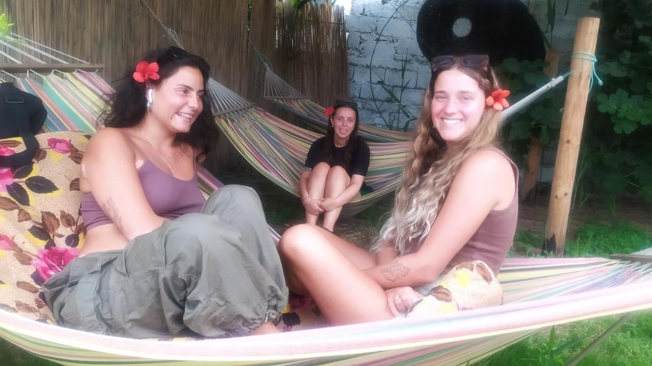 Pinegroove Hostel Vlora Esterno foto