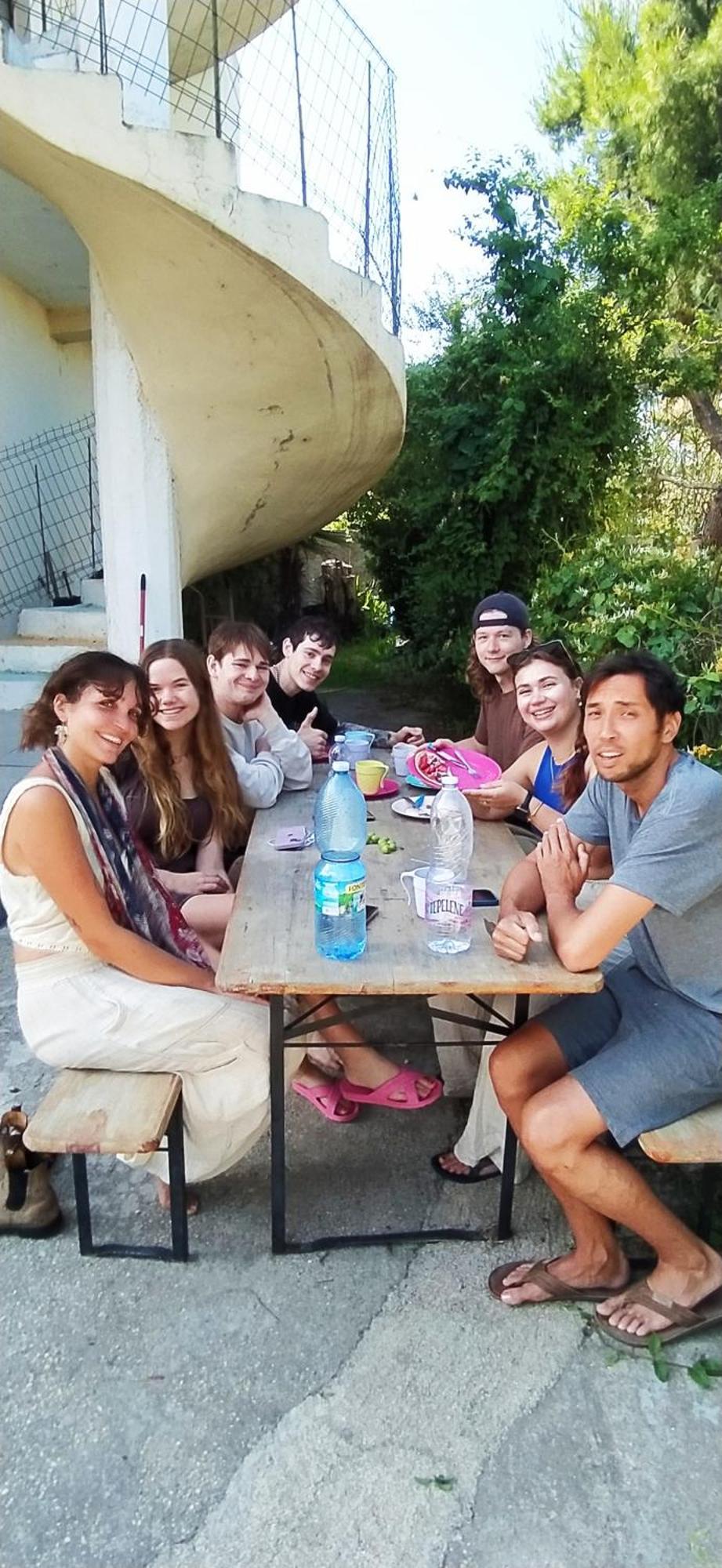 Pinegroove Hostel Vlora Esterno foto